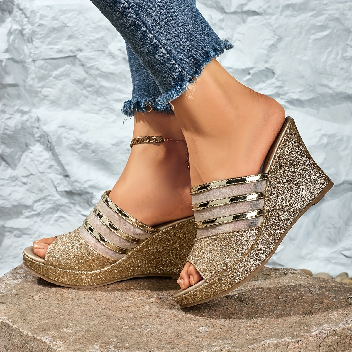 Elegant Women's Casual Wedge Sandals, Fashionable and Beautiful Lace Design, Comfortable Thick Sole Versatile Slip-On, Suitable for Parties and Banquets, Women Shoes
