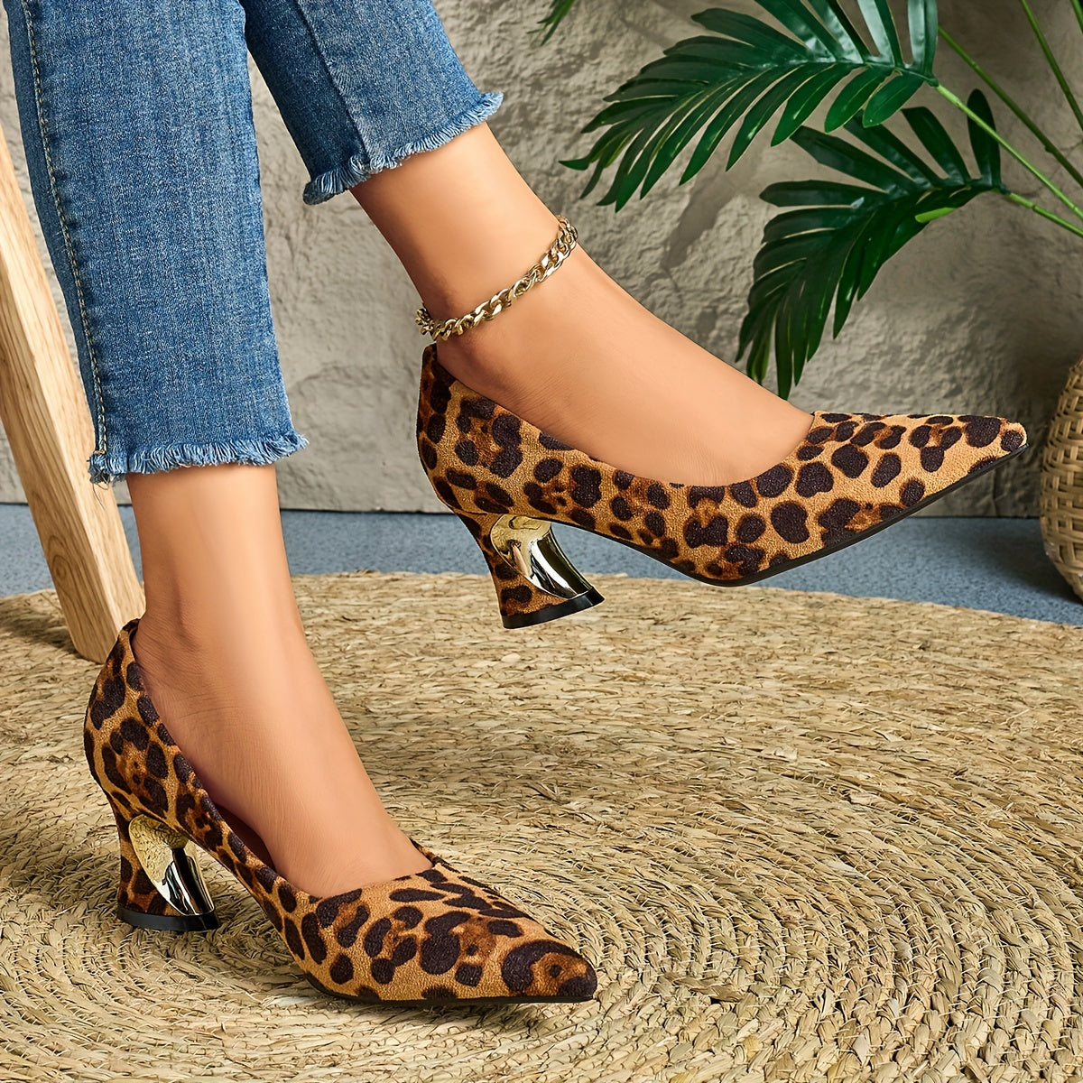 Ladies' Versatile Pointed-Toe High Heels with a Comfortable Chunky Heel, Easy And Elegant, Suitable for Parties, Banquets, And Casual Professional Settings., Women Shoes