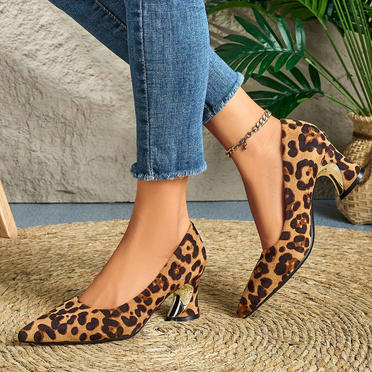 Ladies' Versatile Pointed-Toe High Heels with a Comfortable Chunky Heel, Easy And Elegant, Suitable for Parties, Banquets, And Casual Professional Settings., Women Shoes