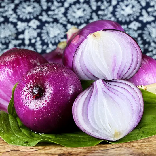 Organic Purple Onions – Fresh. Flavorful. and Full of Benefits! 🌱