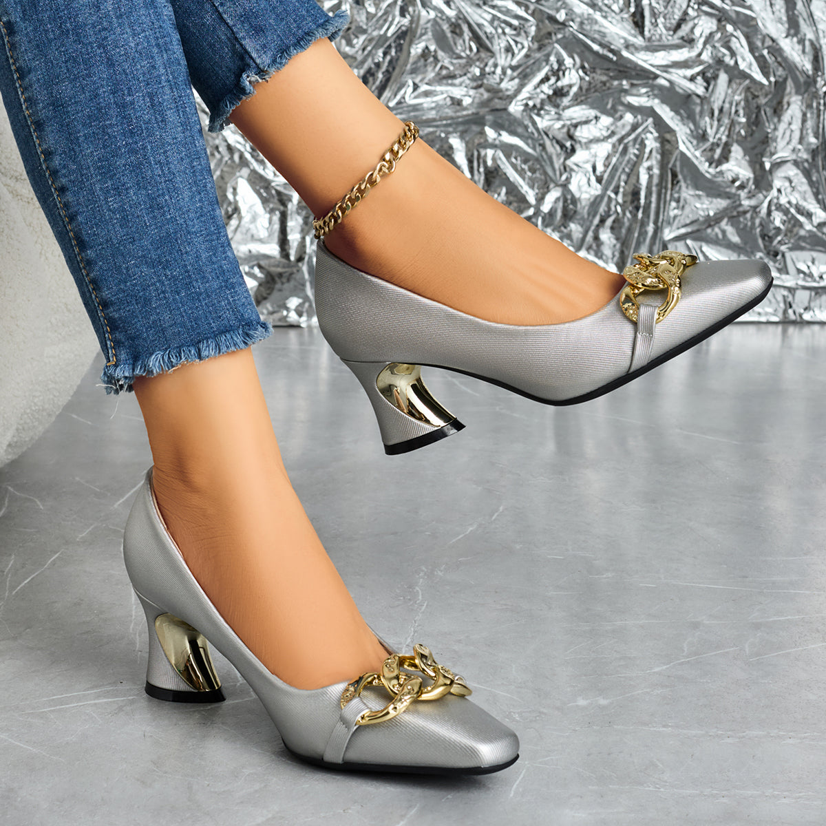 Elegant Women's Casual and Fashionable Small Square Metal Buckle High Heels, Comfortable and Versatile with Thick Heels, Suitable for Work, Leisure, Professional Parties, Women Shoes