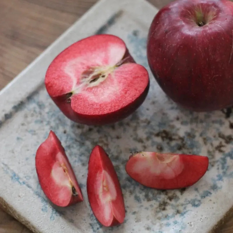 Red Flesh Apple Seeds