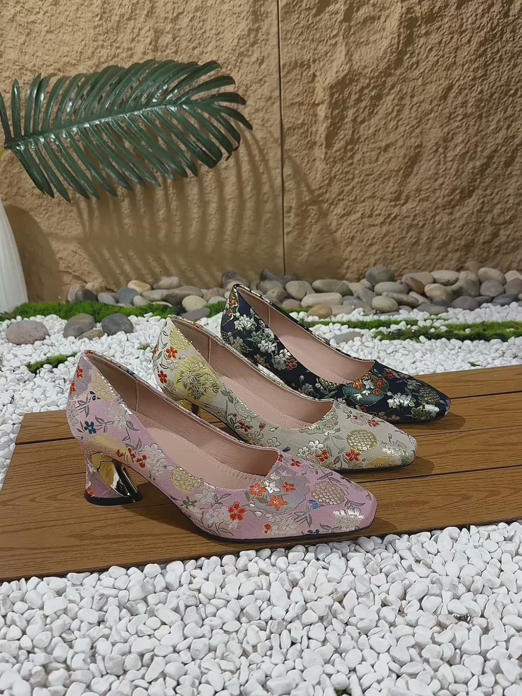 Elegant Women'S Fashionable Mule Shoes with Square Toes And Chunky Heels, Casual And Comfortable with Embroidery, Suitable for Weddings, Banquets, And Parties., Women Shoes