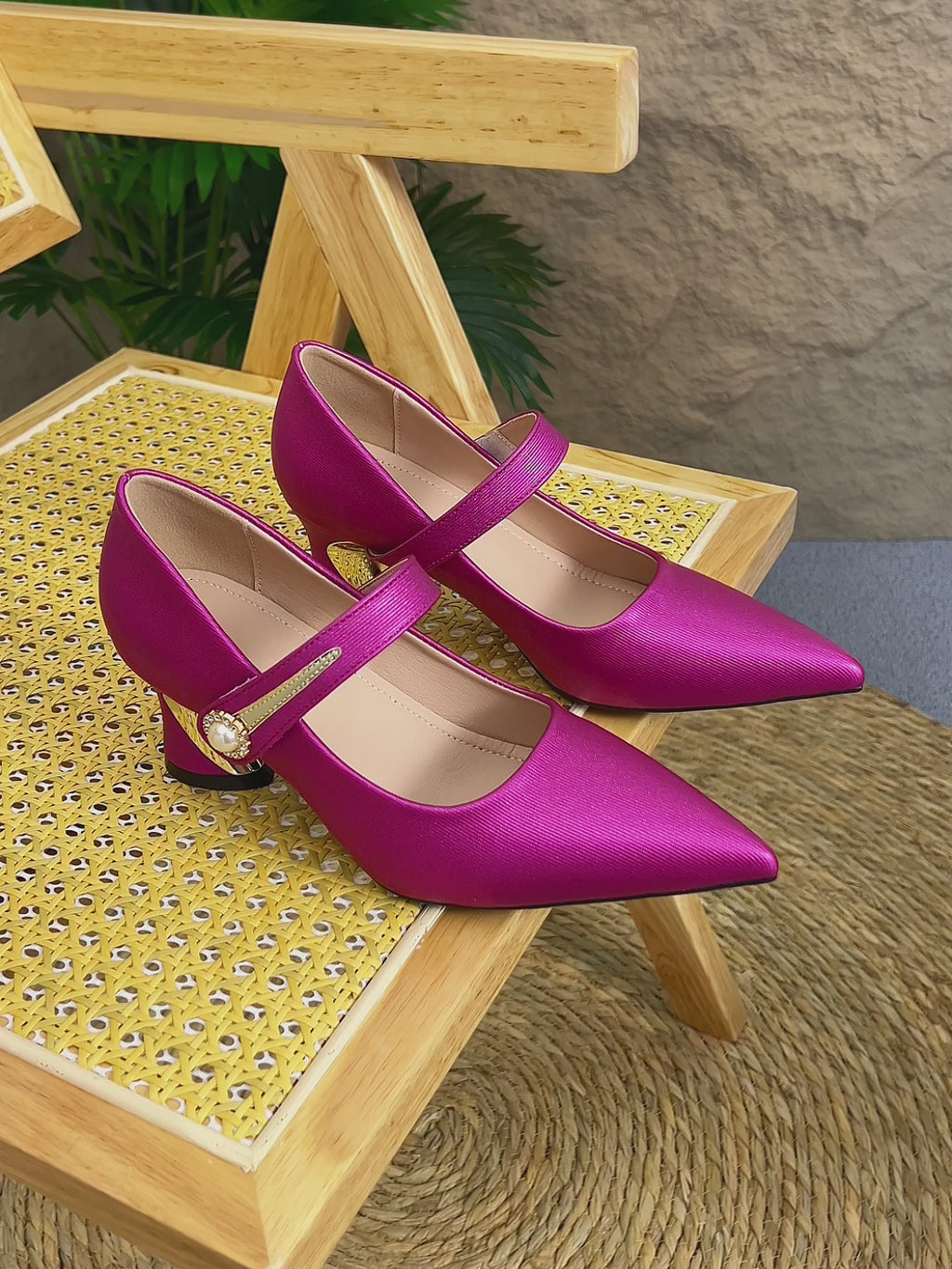 Ladies' Fashionable And Versatile Comfortable Chunky-Heeled Casual Shoes, Suitable for Any Occasion with Pointed Toes., Women Shoes